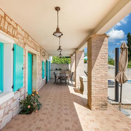 Lovely House Kristina With A Pool