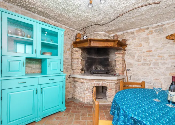 펜션 Lovely House Kristina With A Pool