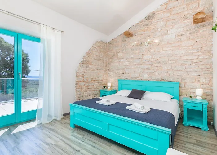 Lovely House Kristina With A Pool